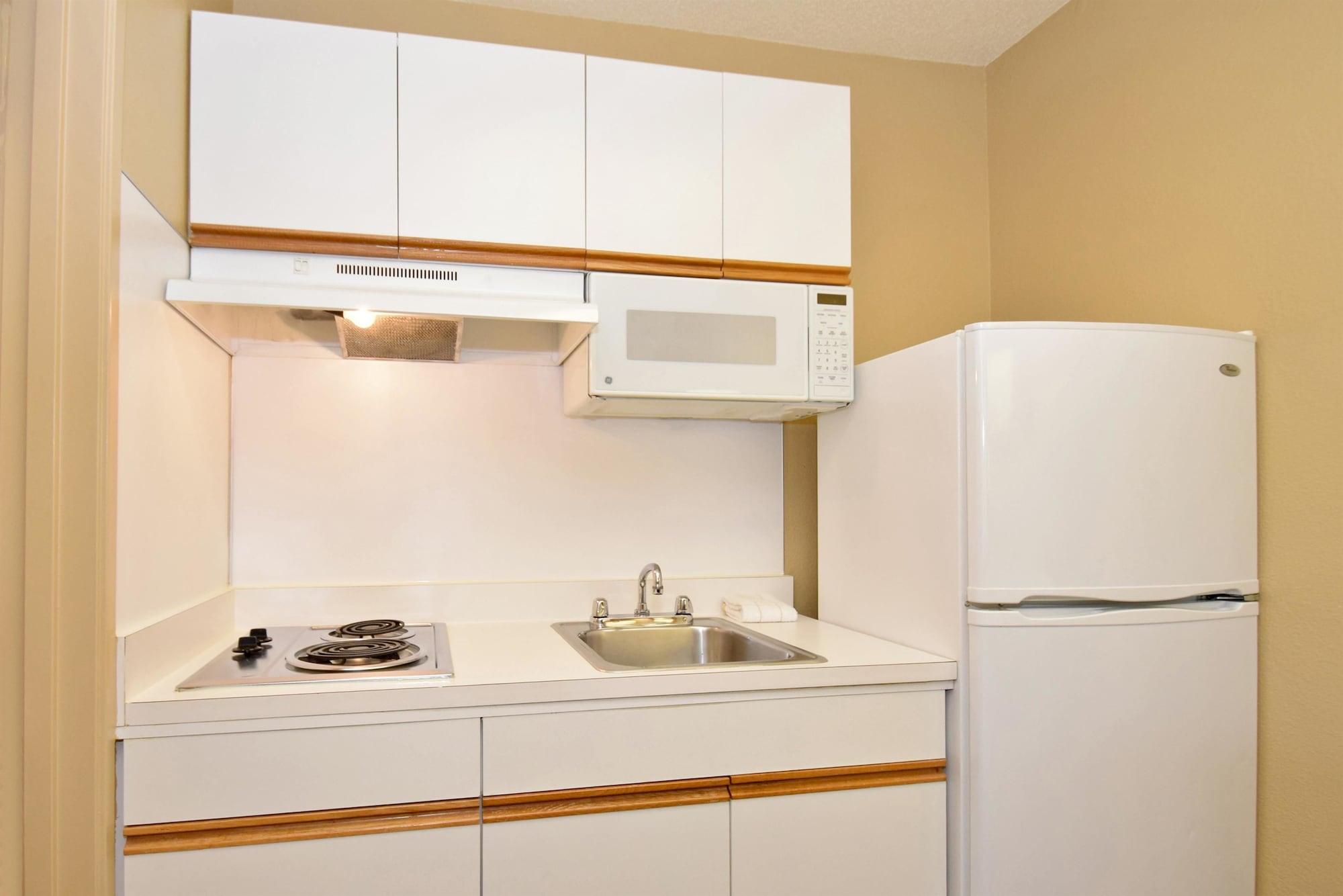 Extended America - - South Natomas 2*