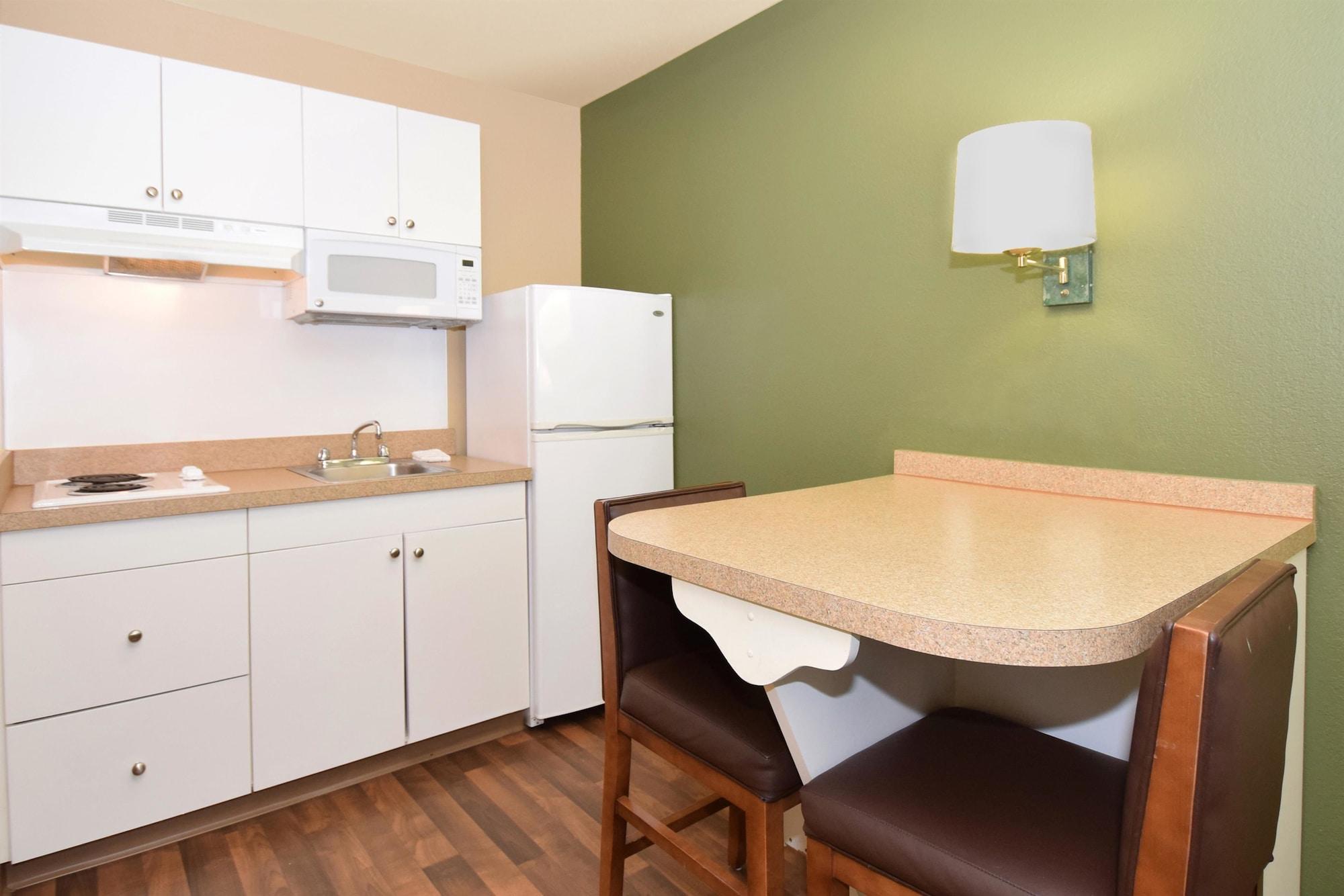 Hotel Extended America - - South Natomas 2*