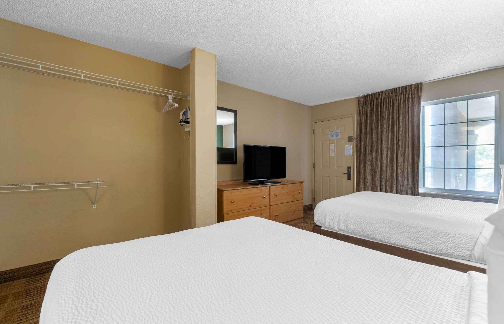 Extended America - - South Natomas Sacramento