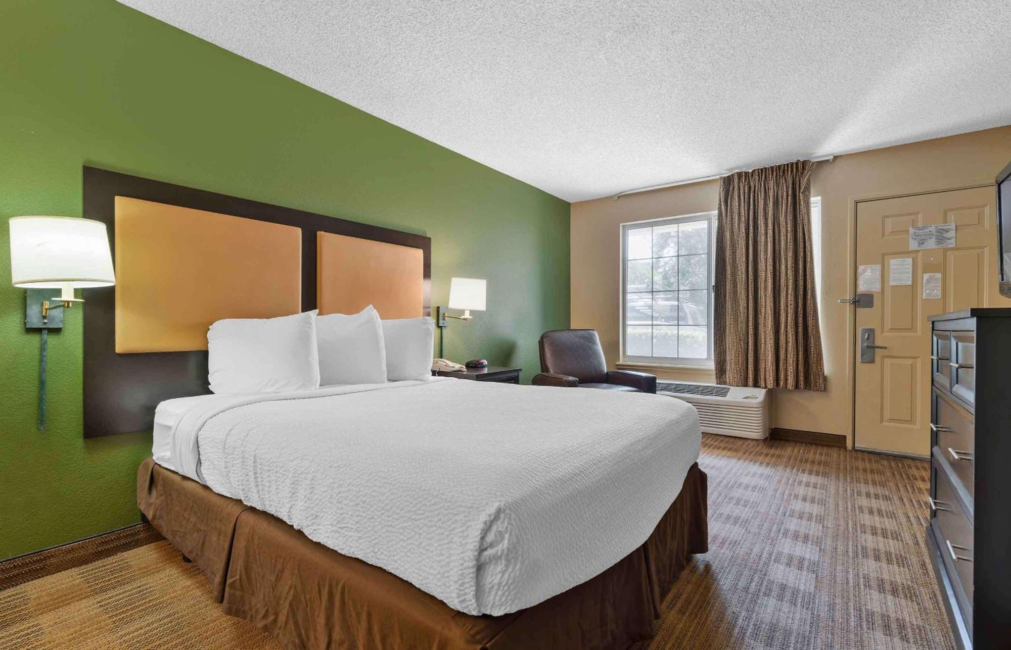 Hotel Extended America - - South Natomas